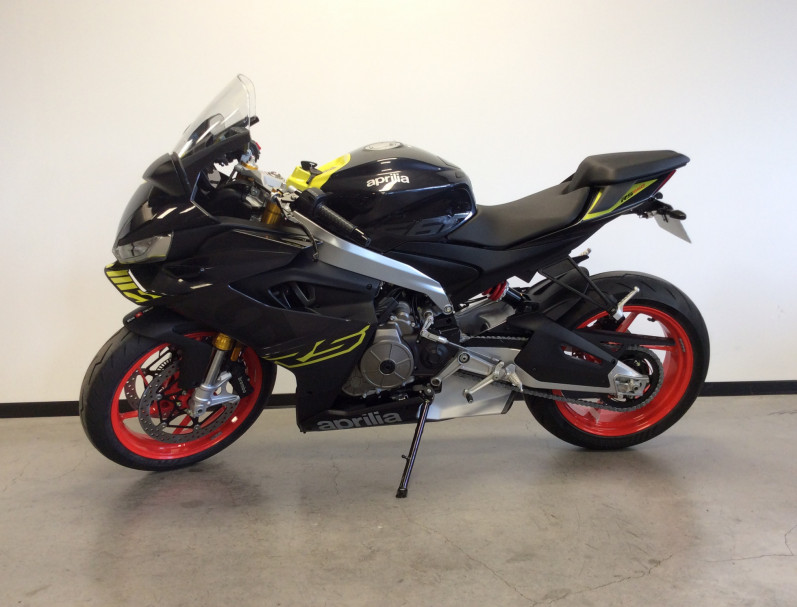 APRILIA RS 660