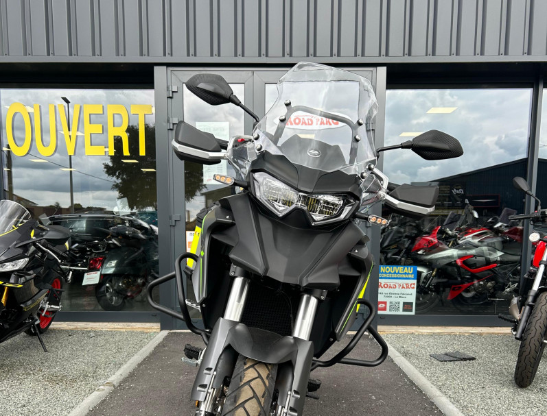 QJ MOTOR SRT 700 X TOURING