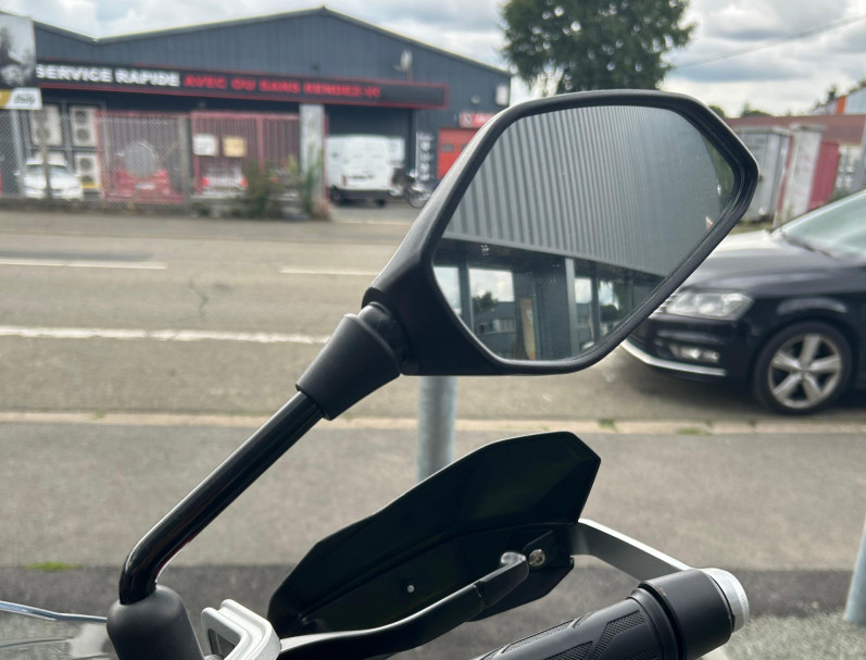 QJ MOTOR SRT 700 X TOURING