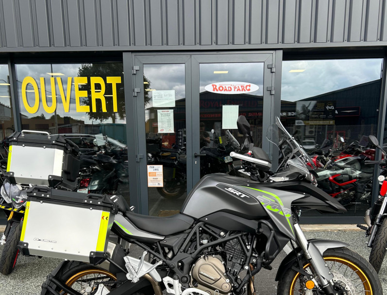 QJ MOTOR SRT 700 X TOURING