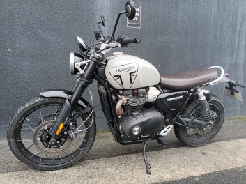 TRIUMPH SCRAMBLER 1200