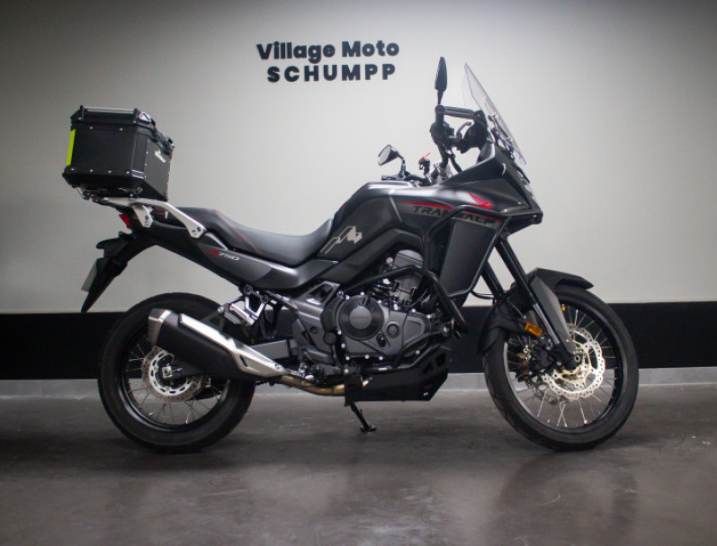 HONDA TRANSALP 750 / 2230 km / COMME NEUVE