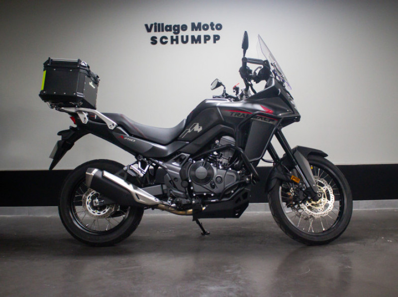 HONDA TRANSALP 750 / 2230 km / COMME NEUVE