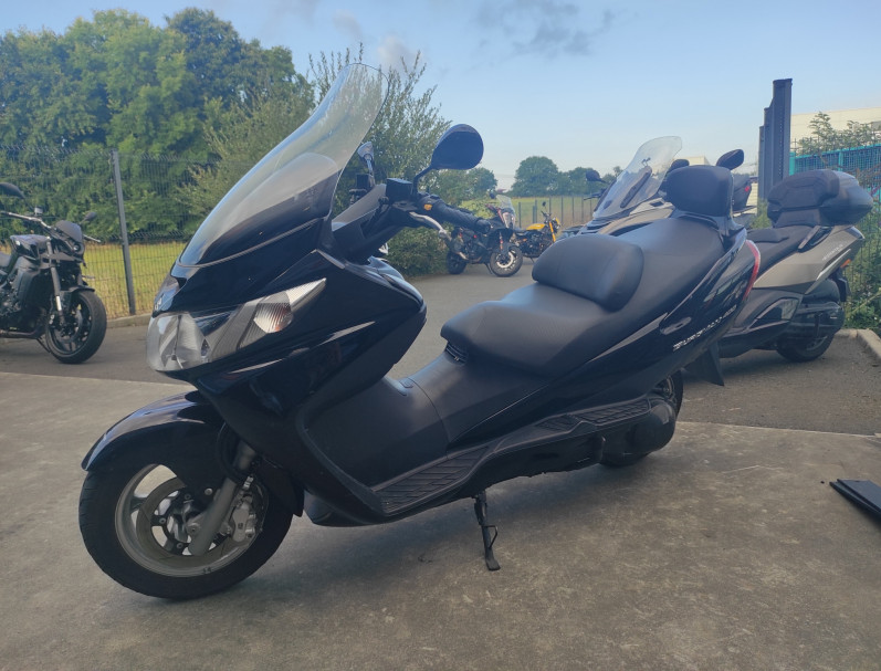SUZUKI BURGMAN 400