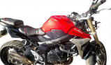 SUZUKI GSR 750