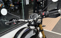 TRIUMPH SCRAMBLER 1200 XE