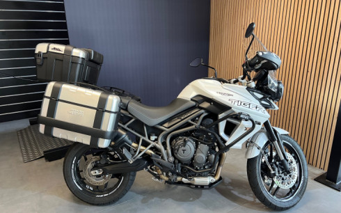 Triumph Tiger 800 XRX