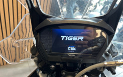 Triumph Tiger 800 XRX
