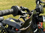 SUR-RON Light bee Homologué