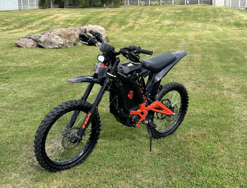 SUR-RON Light bee Homologué