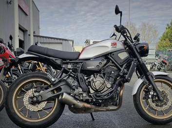 YAMAHA XSR 700