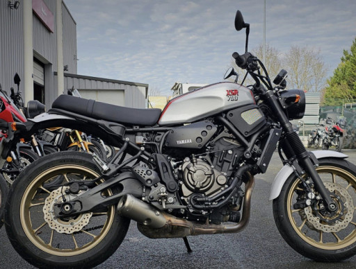YAMAHA XSR 700