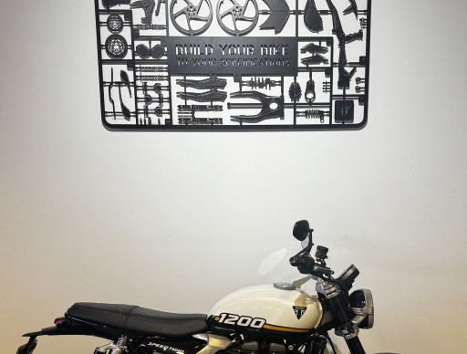 TRIUMPH SPEED TWIN 1200