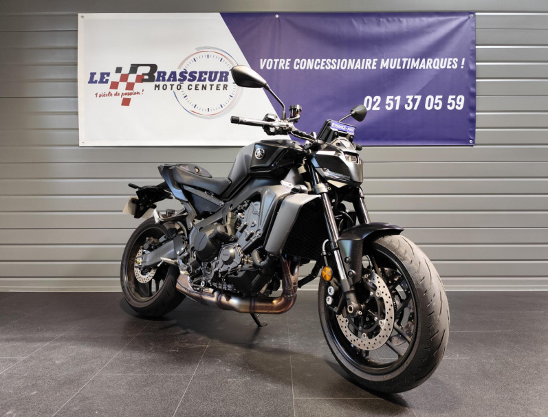 * BLACK FRIDAY * YAMAHA MT-09 Y-AMT