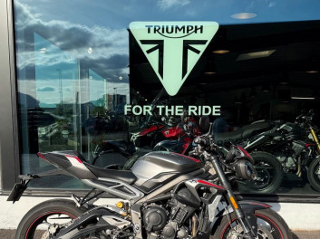 TRIUMPH STREET TRIPLE 765 RS