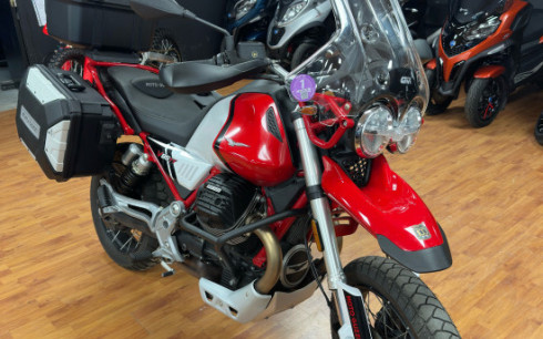 MOTO GUZZI V85 TT