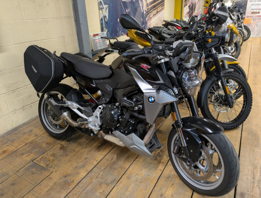 BMW BMW F 900 R