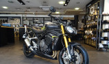 TRIUMPH SPEED TRIPLE 1200 RS