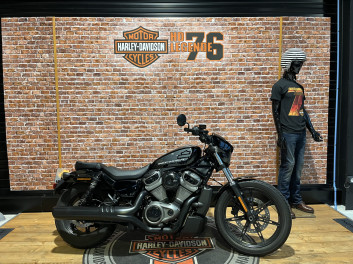 HARLEY-DAVIDSON SPORTSTER NIGHTSTER 975