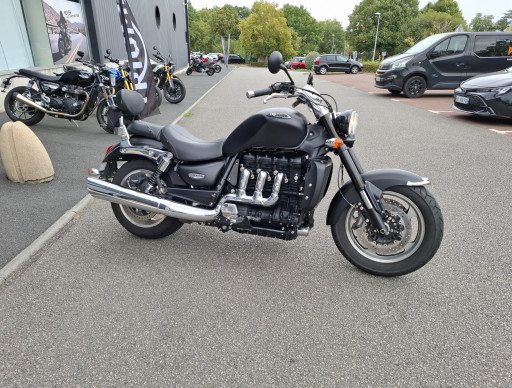 TRIUMPH ROCKET 3