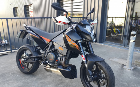 KTM 690 DUKE
