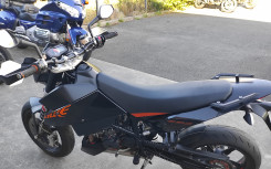 KTM 690 DUKE