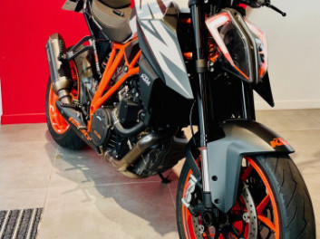 KTM 1290 Superduke R