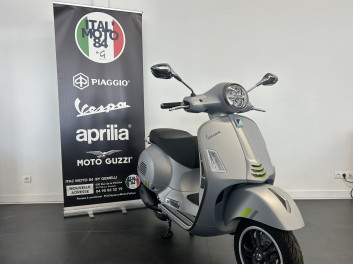 PIAGGIO VESPA GTS 300 SUPER TECH - VESPA GTS300 SUPERTECH