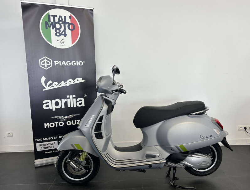 PIAGGIO VESPA GTS 300 SUPER TECH - VESPA GTS300 SUPERTECH