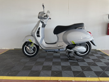 PIAGGIO VESPA GTS 300 SUPER TECH - VESPA GTS300 SUPERTECH