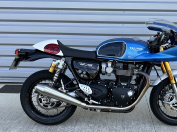TRIUMPH thruxton rs 1200 TON UP Neuve