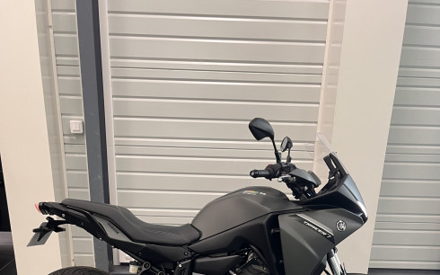 YAMAHA TRACER 7