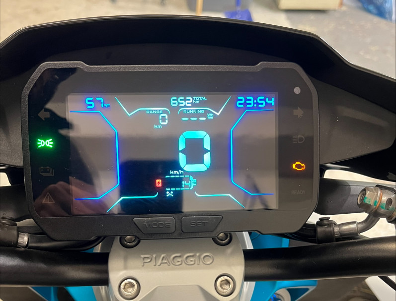 PIAGGIO 1 ACTIVE GARANTIE 24 MOIS BLANC/BLEU BON ETAT CRIT