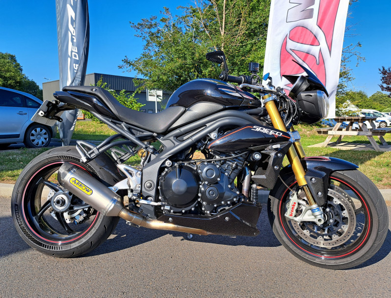TRIUMPH SPEED TRIPLE 1050 R