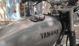 YAMAHA SR 400