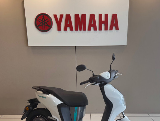 YAMAHA NEO