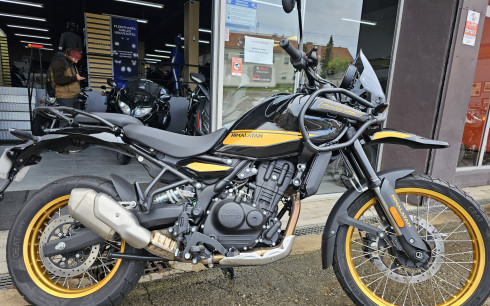 ROYAL ENFIELD HIMALAYAN 450