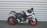 SUZUKI GSX-8R
