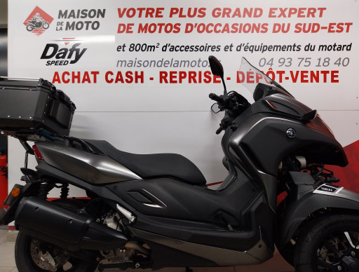 YAMAHA TRICITY