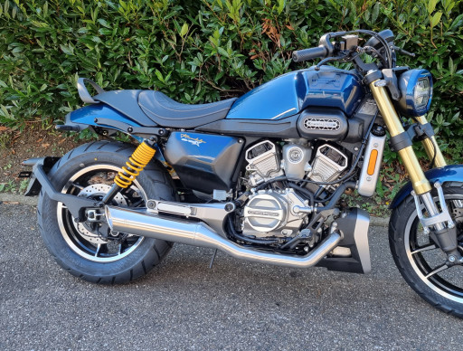 HYOSUNG GV 125 X BOBBER MOTORS 54 