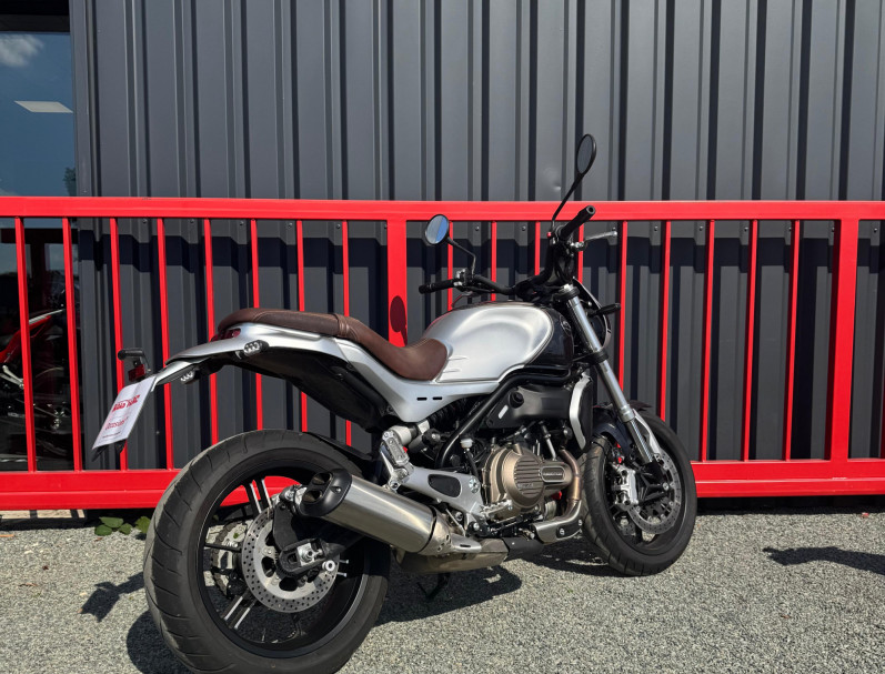 QJ MOTOR SRV 550