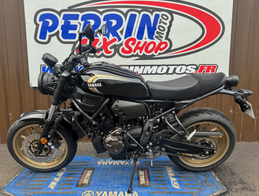YAMAHA XSR 700 