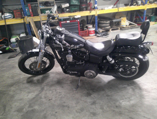 HARLEY-DAVIDSON DYNA STREET BOB 1584 ACCIDENTE RSV N°22315