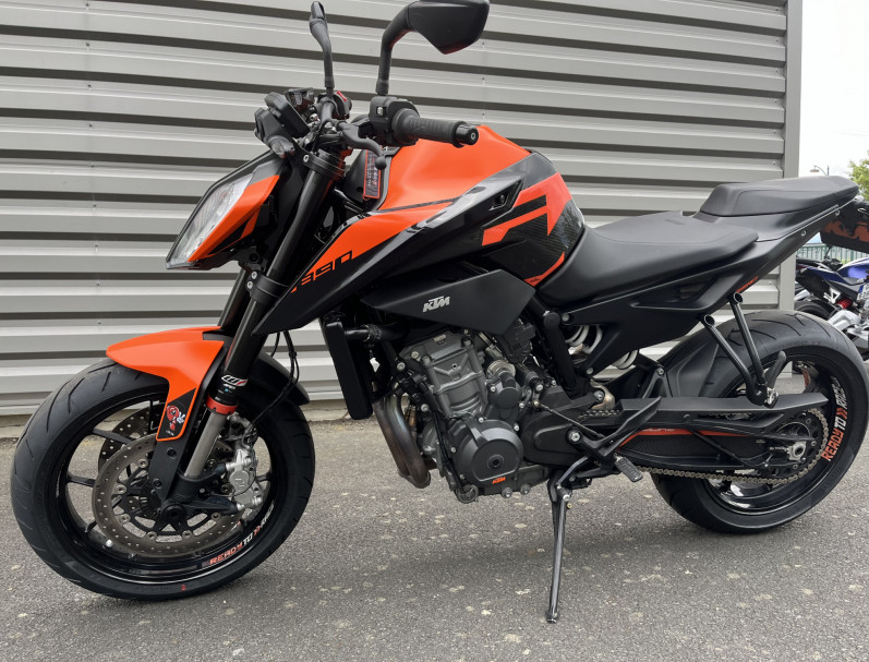 KTM 890 DUKE A2