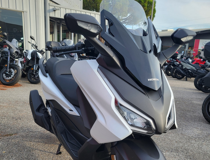 HONDA NSS FORZA 125 NSS125 125NSS