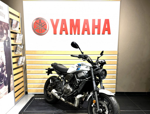 YAMAHA XSR 700