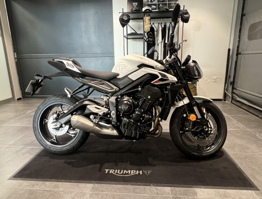 TRIUMPH STREET TRIPLE 765 R - 120ch 