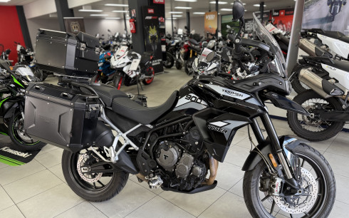 TRIUMPH Tiger 900 GT