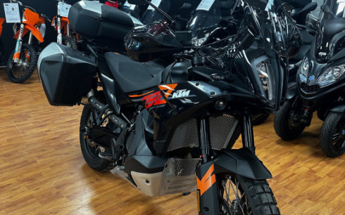 KTM 790 ADVENTURE