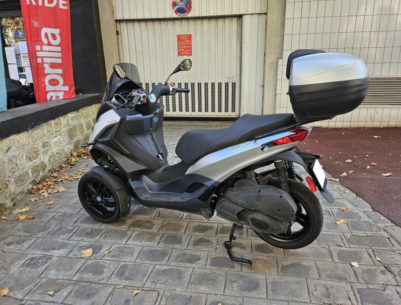 PIAGGIO MP3 300 LT